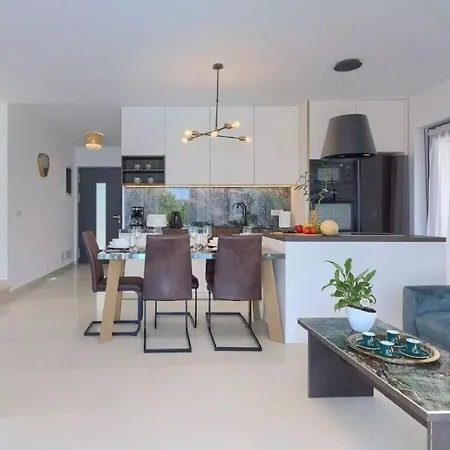 Villa Esmeralda Ii Comfortable *