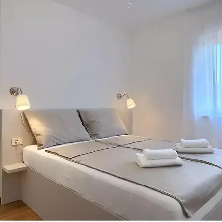 ヴィラ Esmeralda Ii Comfortable Novigrad Istria