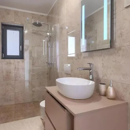 Esmeralda Ii Comfortable Novigrad (Istria)