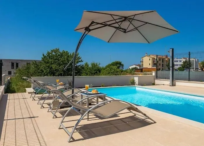 ヴィラ Esmeralda Ii Comfortable *