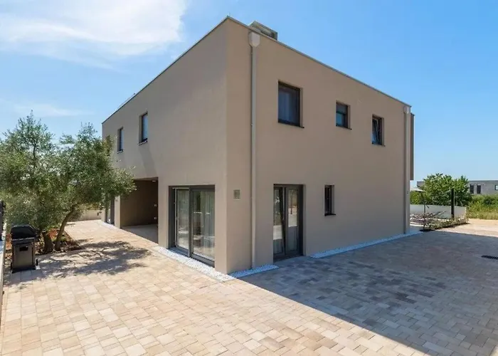 ヴィラ Esmeralda Ii Comfortable