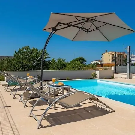 Villa Esmeralda Ii Comfortable *