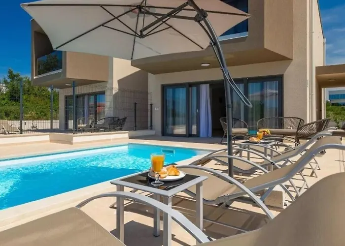 Esmeralda Ii Comfortable Villa Novigrad Istria